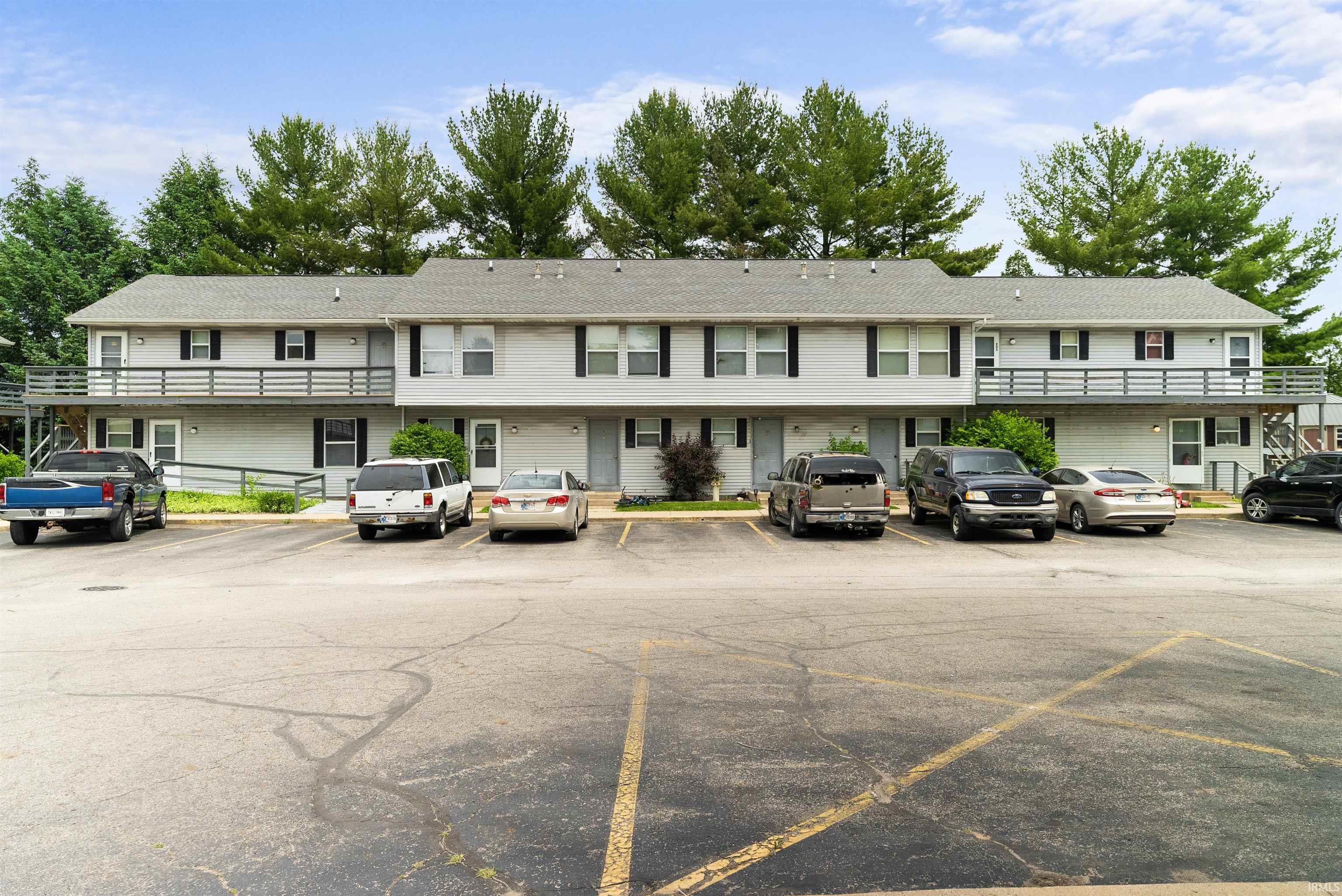 652 Northgate Circle Rochester IN 46975
