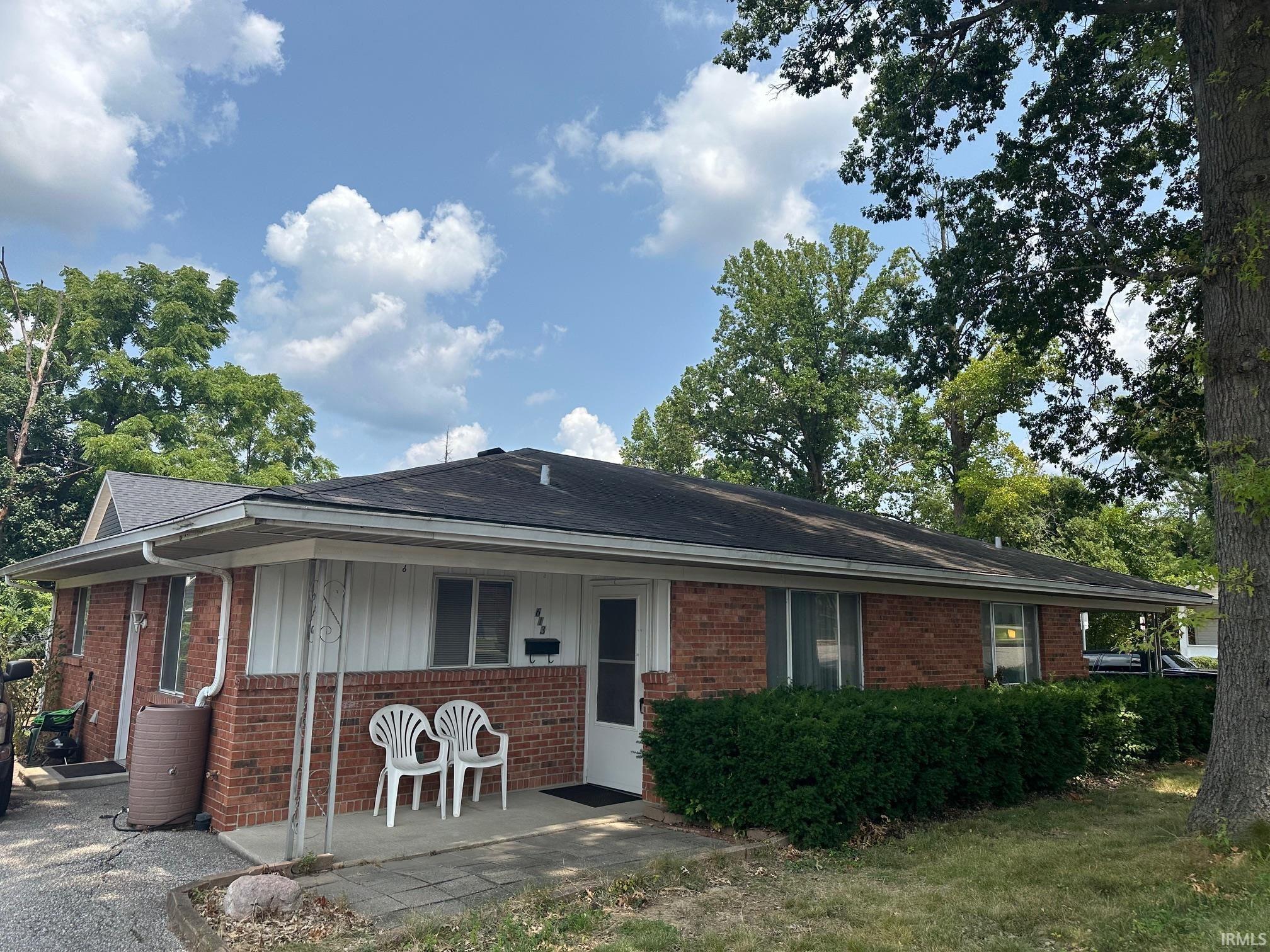 613 & 615 E Brenda Lane Bloomington IN 47401