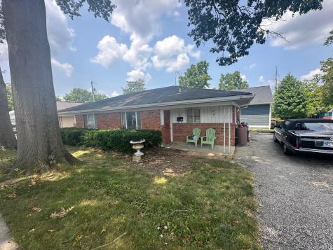613 & 615 E Brenda Lane Bloomington IN 47401