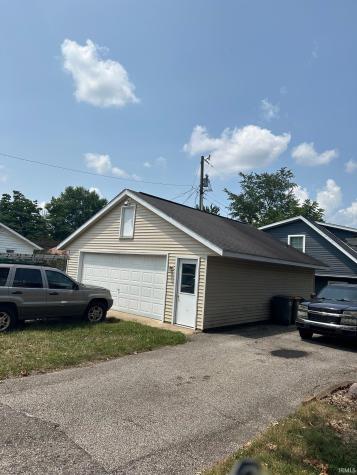 613 & 615 E Brenda Lane Bloomington IN 47401
