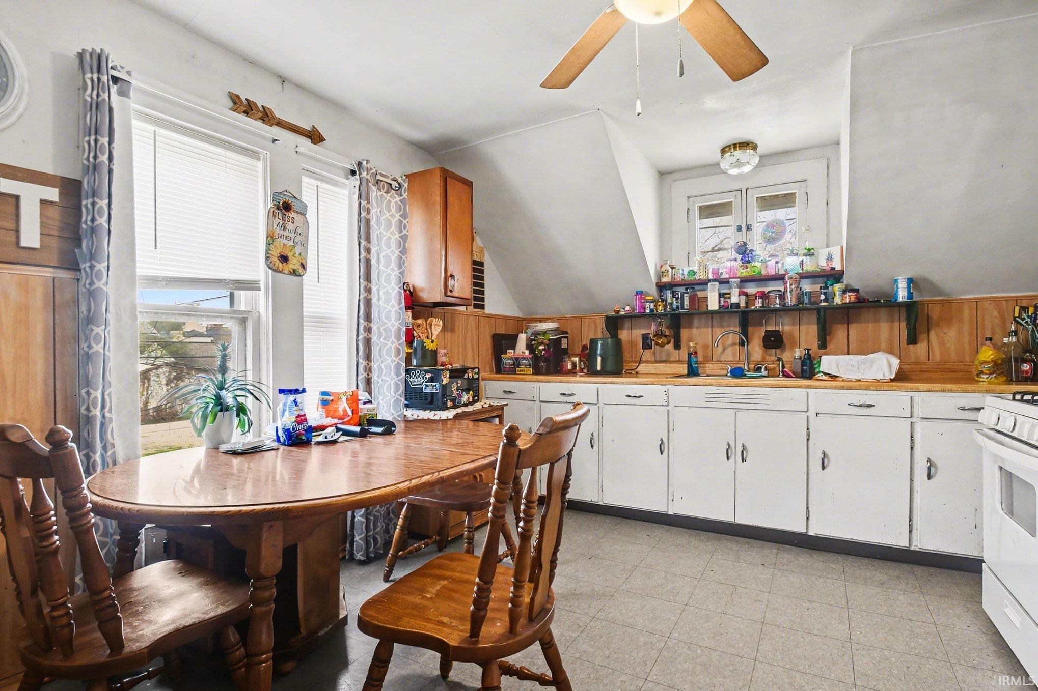 313 S 7th Street Goshen IN 46528