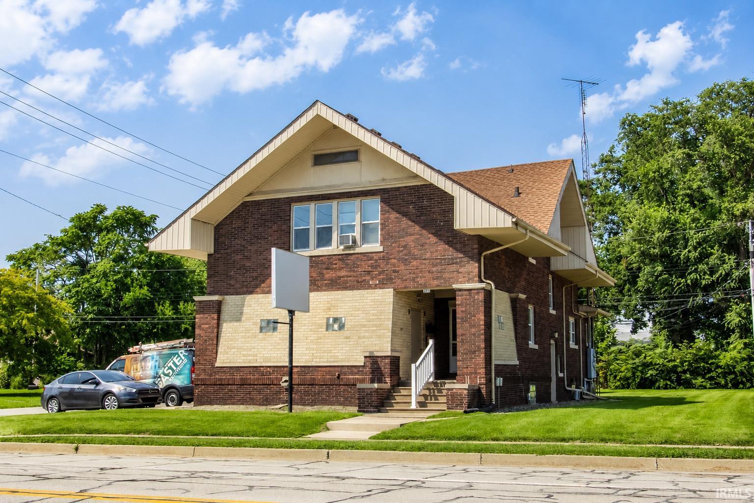 207 S Heaton Street Knox IN 46534