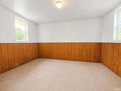 207 S Heaton Street Knox IN 46534