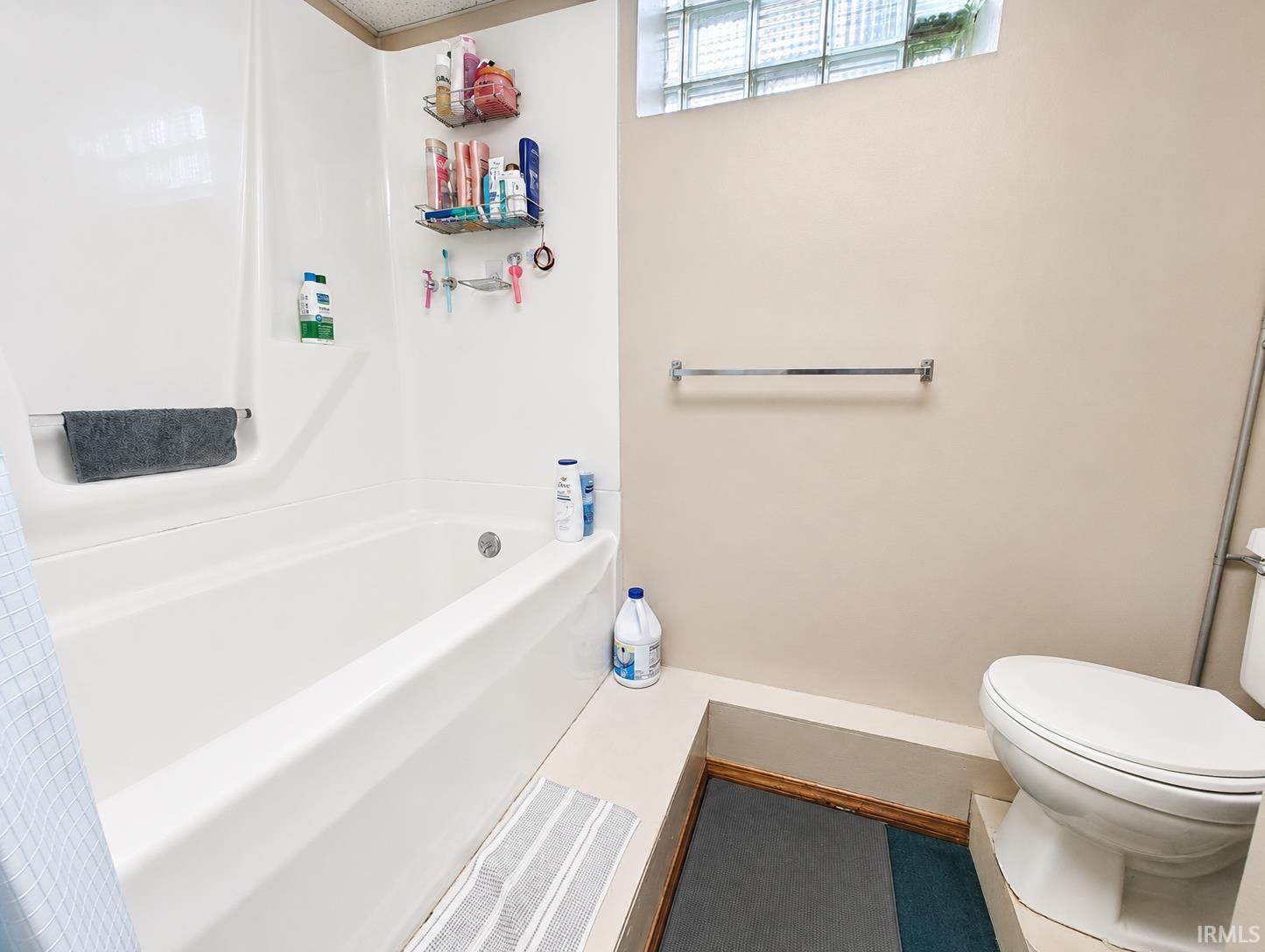 207 S Heaton Street Knox IN 46534