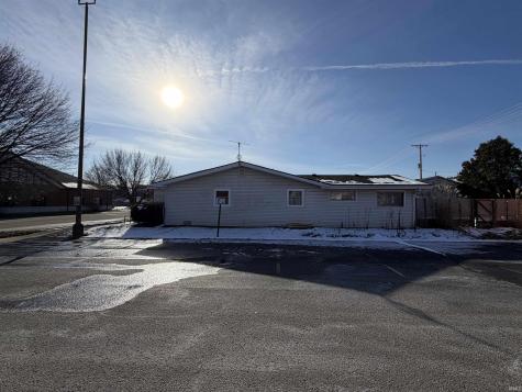 88 SE 1st Street Linton IN 47441
