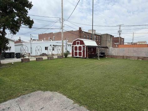 88 SE 1st Street Linton IN 47441
