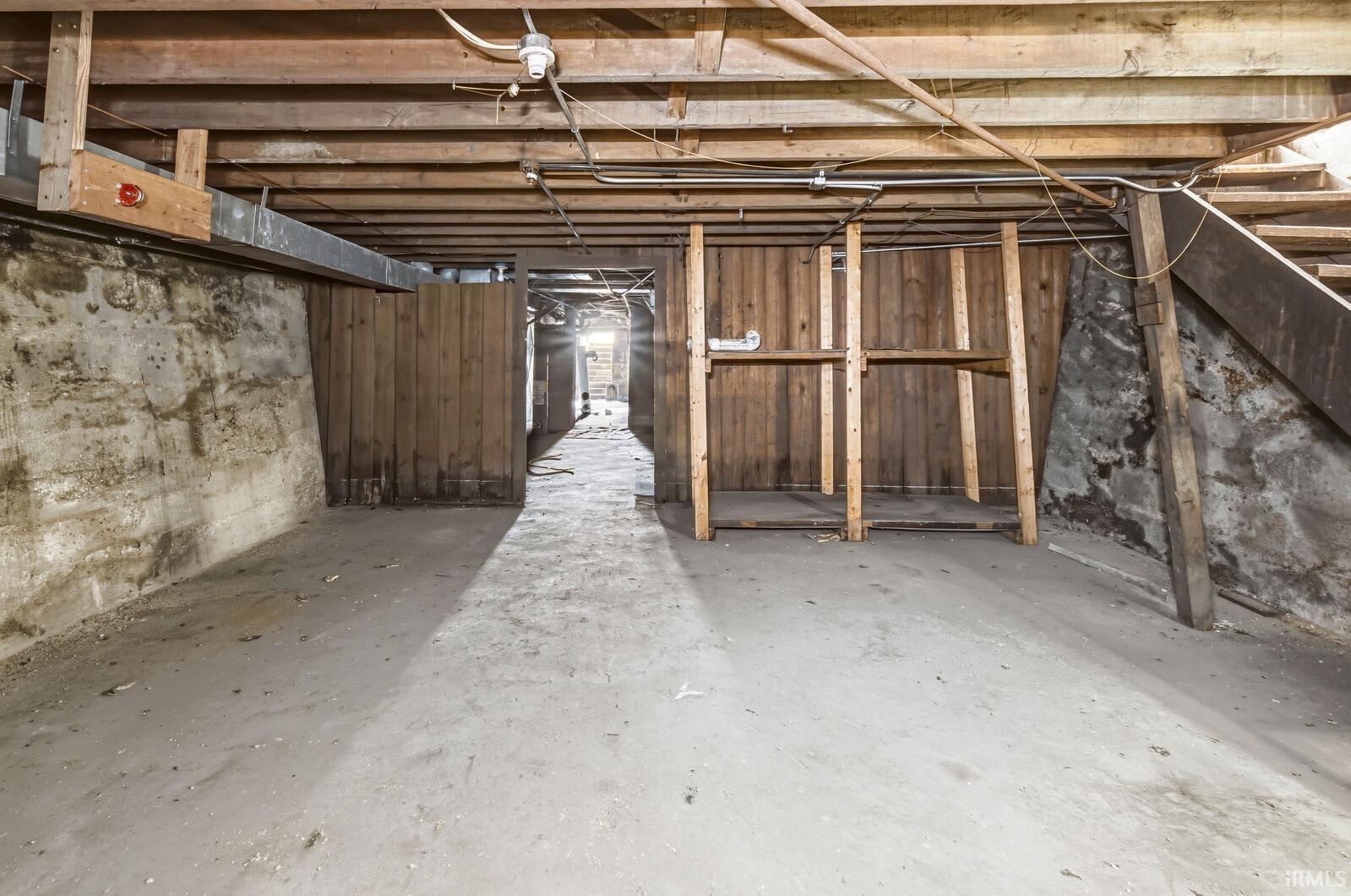 2212 S Michigan Street South Bend IN 46613