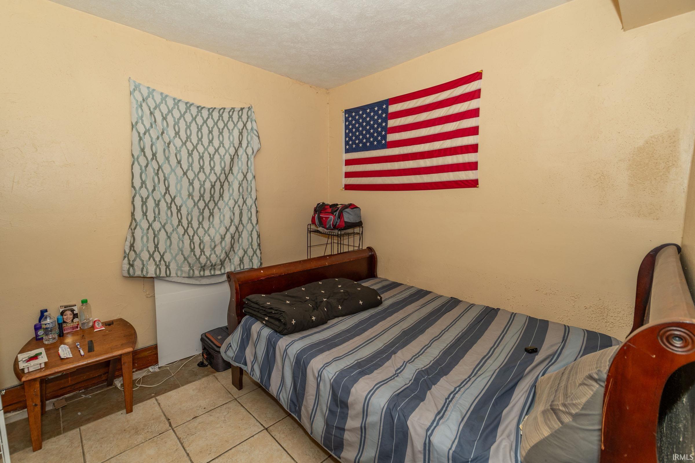 1637 Kemble Avenue South Bend IN 46613