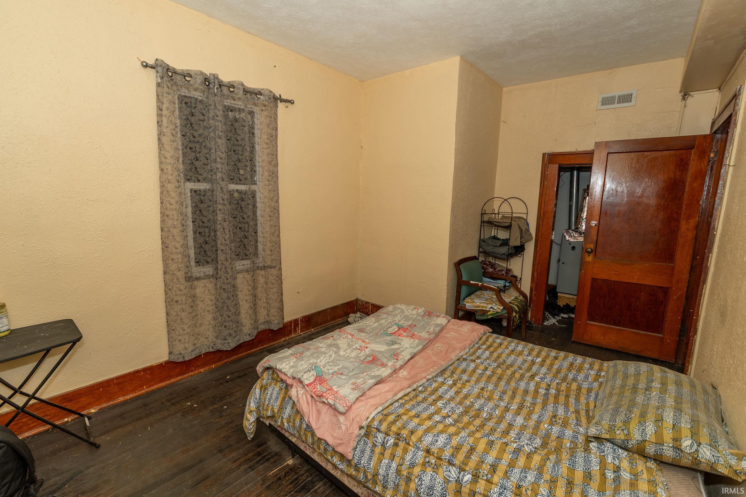 1637 Kemble Avenue South Bend IN 46613