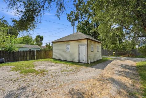 2828 Raymond Street Fort Wayne IN 46803