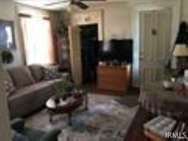 517 519 521 523 525 Lww Street Mishawaka IN 46544