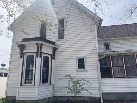 303 N Harrison Street Syracuse IN 46567