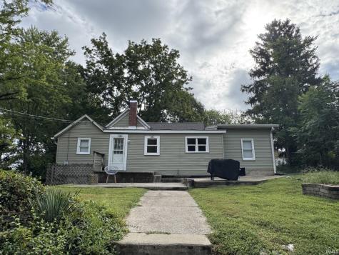 1003 N Woodburn Street Bloomington IN 47404