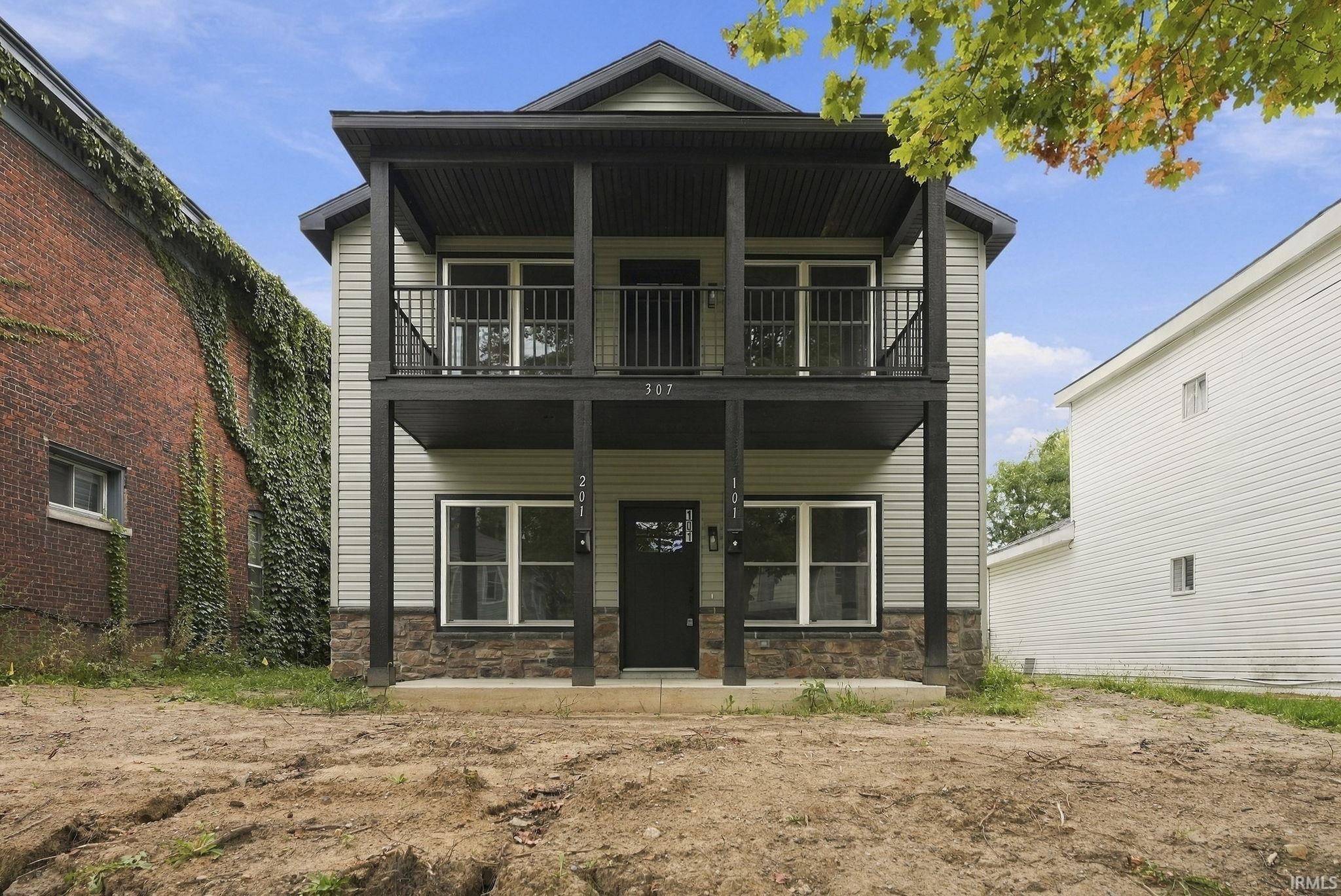 Fort Wayne IN, 307 W Dewald Street