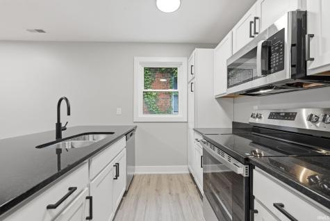 307 W Dewald Street Fort Wayne IN 46802