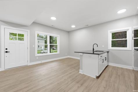 307 W Dewald Street Fort Wayne IN 46802