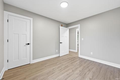 307 W Dewald Street Fort Wayne IN 46802