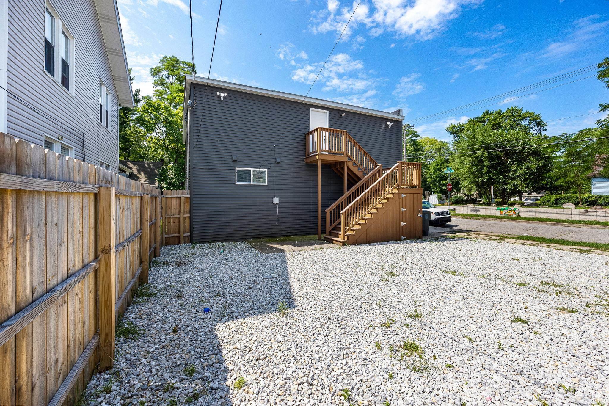 502 N Arthur Street South Bend IN 46617
