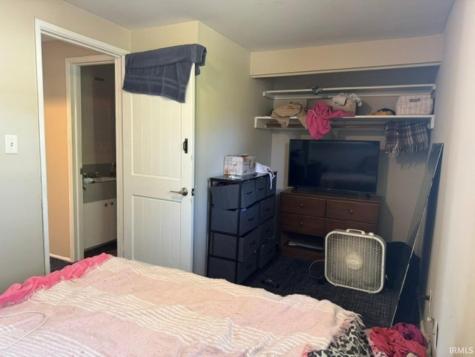 903 Edgewater Avenue Fort Wayne IN 46805