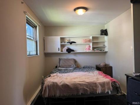 903 Edgewater Avenue Fort Wayne IN 46805