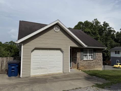 1630 C Street Bedford IN 47421