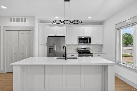 326-328 N Jefferson Street Bloomington IN 47408