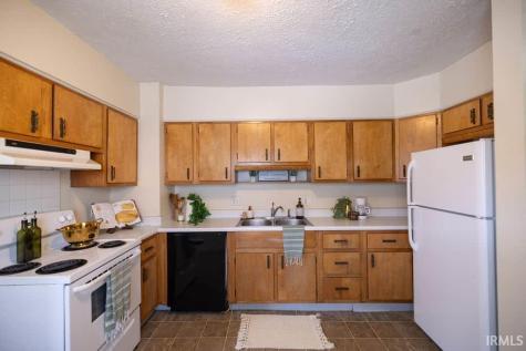 704 N Alameda Drive Muncie IN 47303