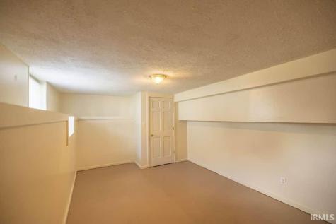 704 N Alameda Drive Muncie IN 47303