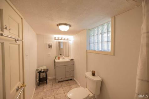 704 N Alameda Drive Muncie IN 47303