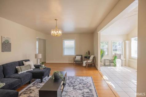 704 N Alameda Drive Muncie IN 47303