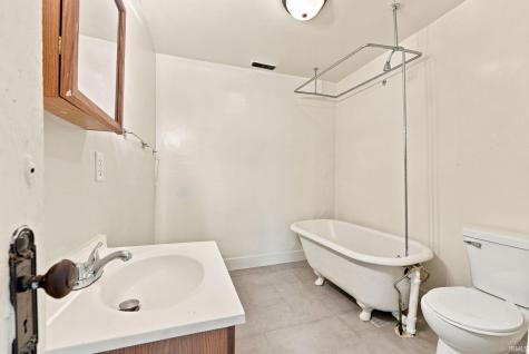 1419 Saint Marys Avenue Fort Wayne IN 46808