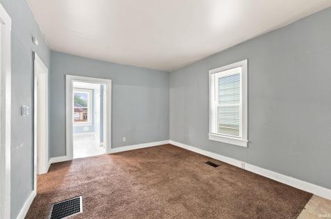 1419 Saint Marys Avenue Fort Wayne IN 46808