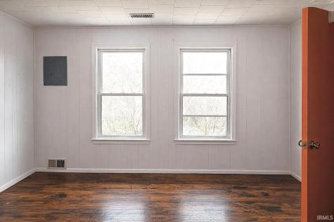 512 E Riverside Drive Evansville IN 47713