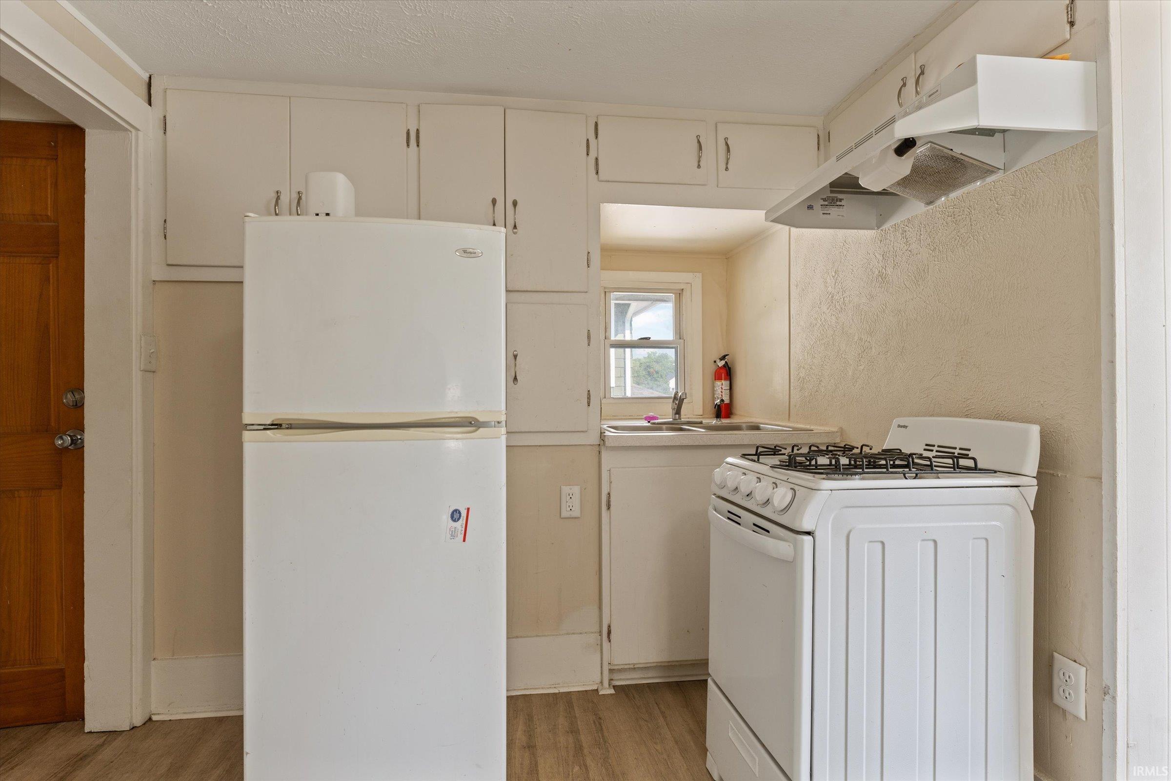 542 W 4th Street Mishawaka IN 46544