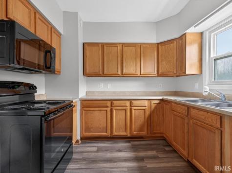 2338 N Clinton Street Fort Wayne IN 46805