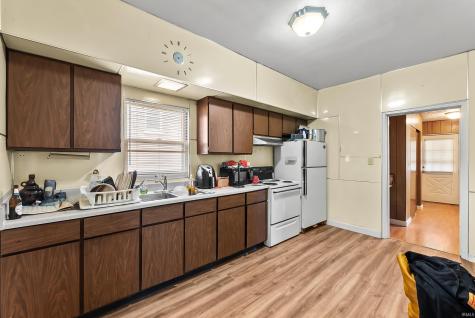 2015 Crescent Avenue Fort Wayne IN 46805
