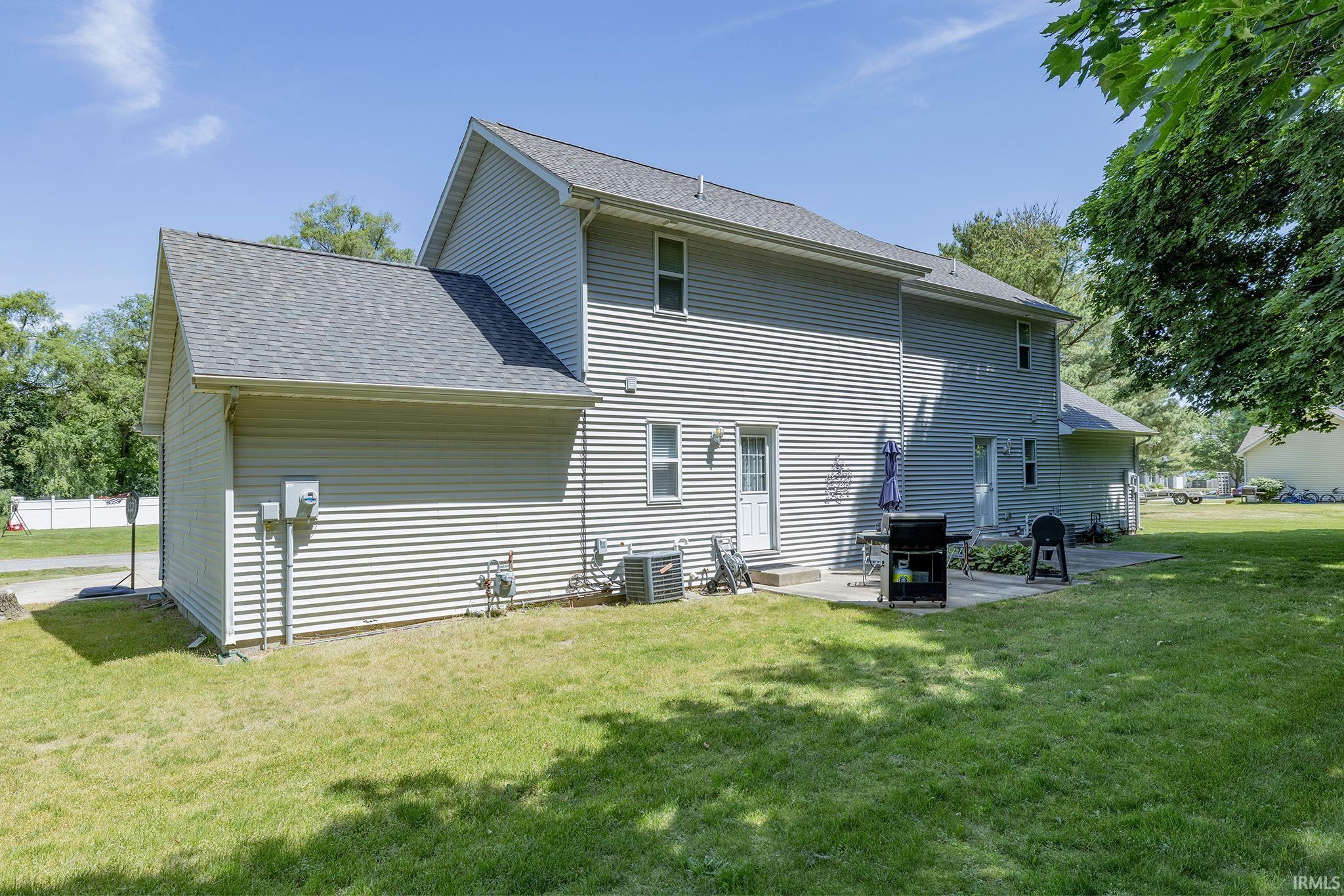 23724/23726 Springriver Drive Elkhart IN 46516