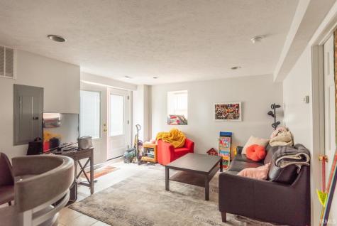 403 S Eagleson Avenue Bloomington IN 47401