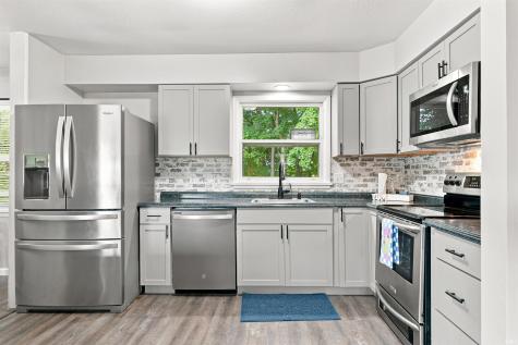 100 Foxwood Court Lafayette IN 47905