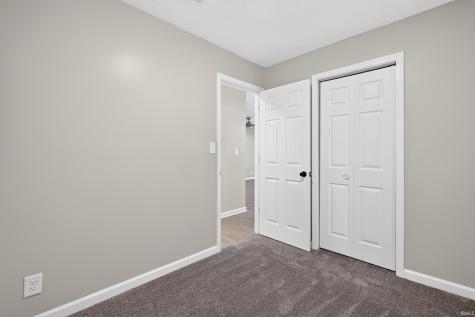 17 Brazos Circle Lafayette IN 47909