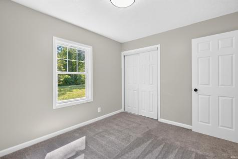 17 Brazos Circle Lafayette IN 47909