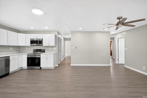17 Brazos Circle Lafayette IN 47909