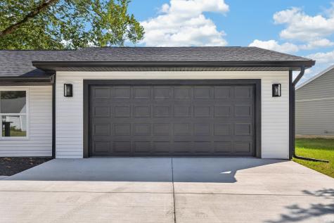 17 Brazos Circle Lafayette IN 47909