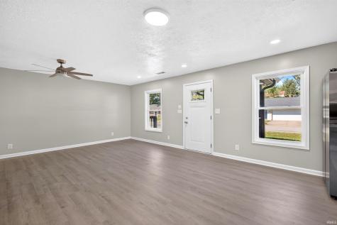 17 Brazos Circle Lafayette IN 47909