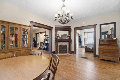 121 N Harvey Street Linden IN 47955