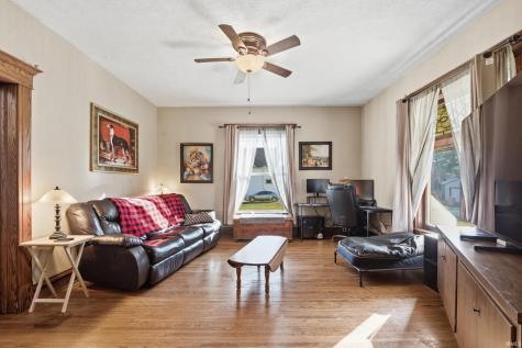 121 N Harvey Street Linden IN 47955
