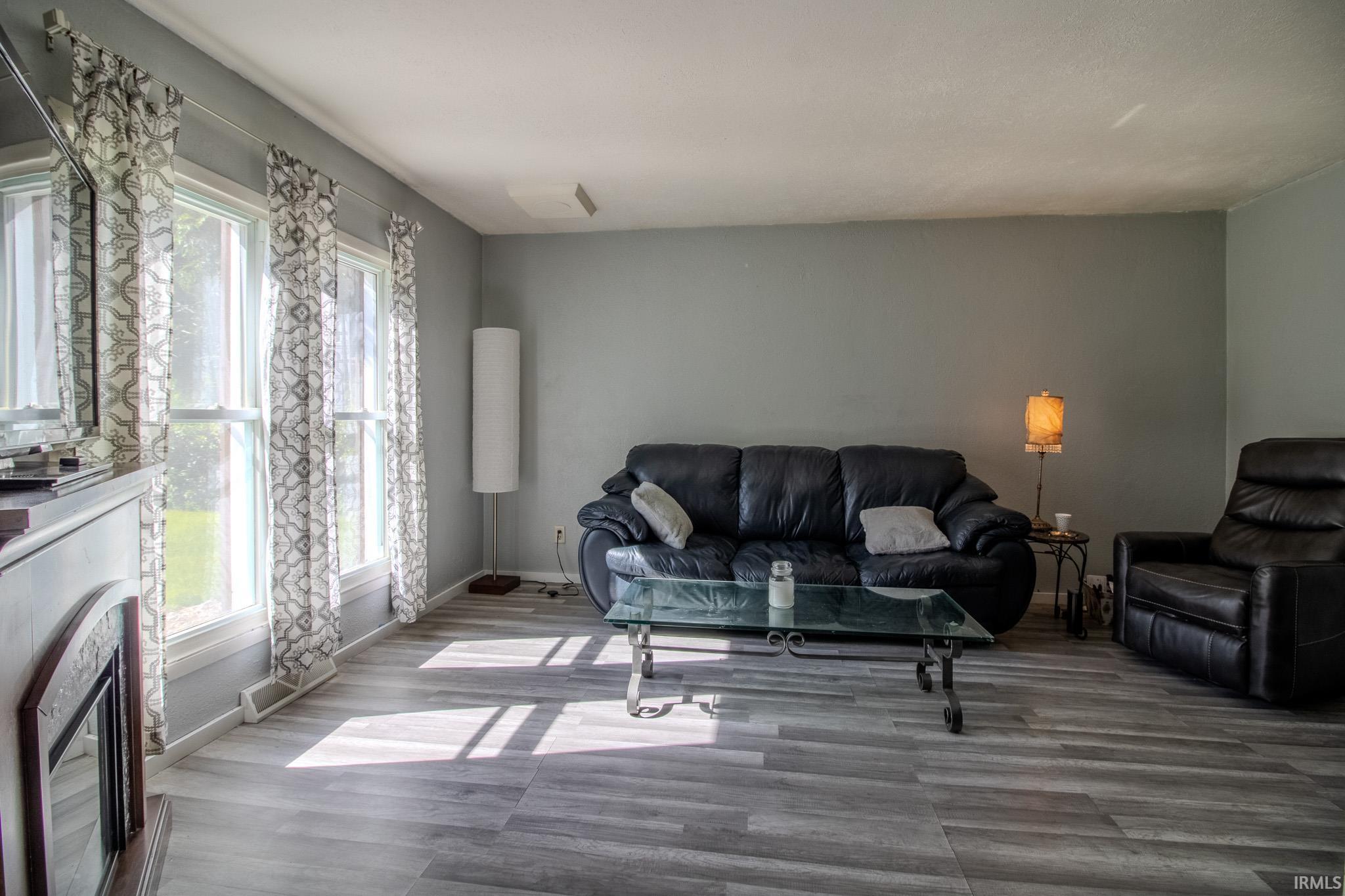 1280 S 300 E Knox IN 46534