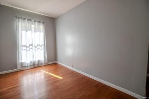 1280 S 300 E Knox IN 46534