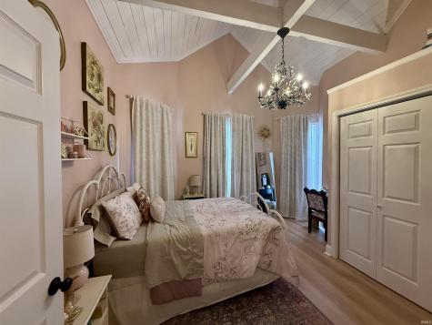 524 High Street Shoals IN 47581