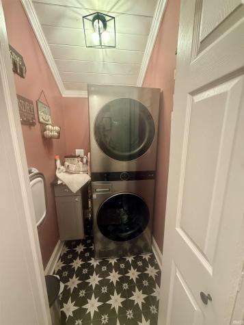 524 High Street Shoals IN 47581